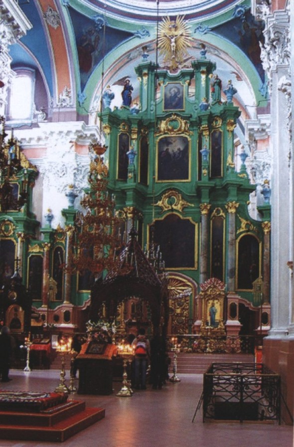 interior-of-the-church-of-the-holy-spirit-vilnius-lithuania