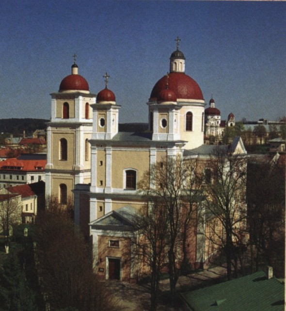 monastery-of-the-holy-spirit-vilnius-lithuania-01