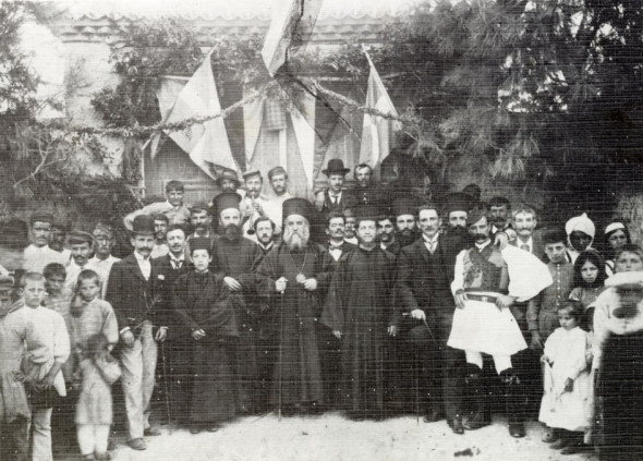 Sfântul Nectarie, după Sfânta Liturghie, într-un sat din Évoia, în 1892