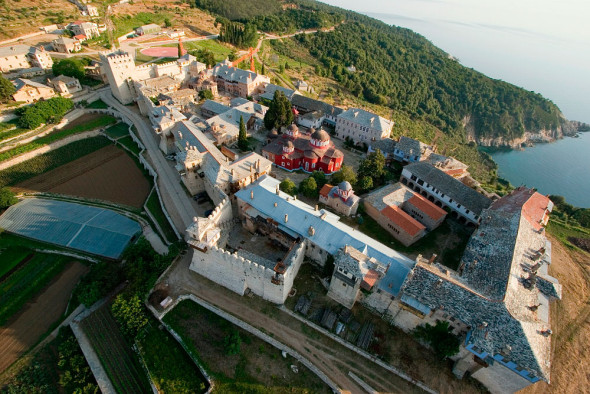 Marea Lavră - ctitoria Sfântului Athanasie Athonitul (vedere aeriană)