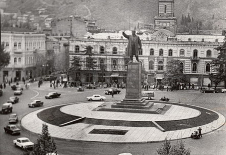 lenin-square-soviet-era