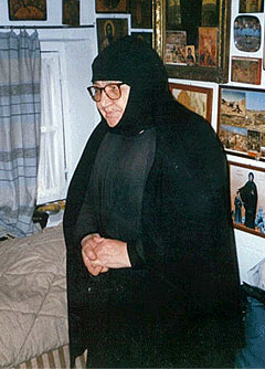 Nun_patapia