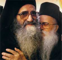Gheronda Gherásimos împreună cu Patriarhul Ecumenic Dimitrie I, Sfântul Munte, septembrie 1990