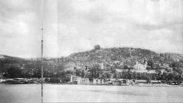 Nicomidia (azi Izmit) se găsește în Golful Astakinos din Propontida. Fotografie din iunie 1921